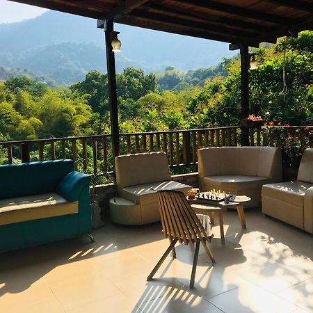 Hostal Los Wichos ミンカ エクステリア 写真