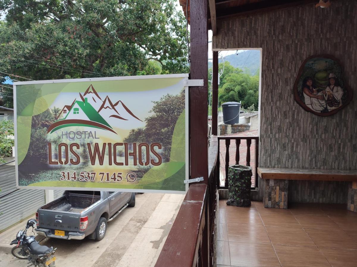 Hostal Los Wichos ミンカ エクステリア 写真