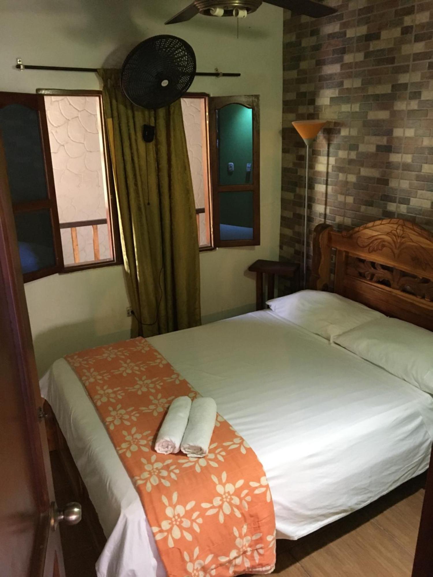 Hostal Los Wichos ミンカ エクステリア 写真